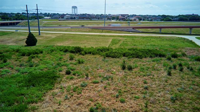 2851 N STATE HWY 161, Irving, TX 75038