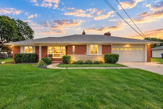 37894 Villa Mar Street, Harrison Twp, MI 48045