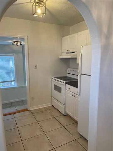 1914 W AILEEN STREET, Tampa, FL 33607
