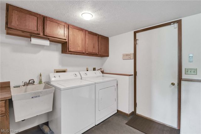 6396 Olive Avenue, North Ridgeville, OH 44039