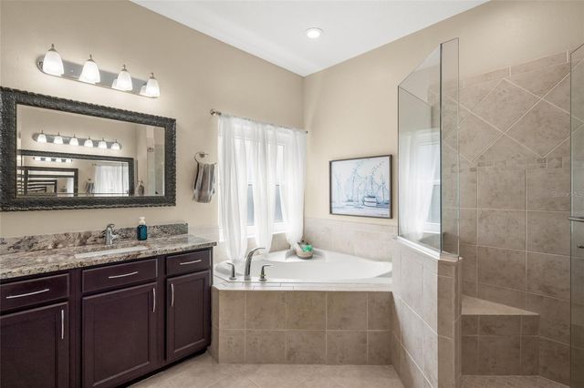 1772 PINYON PINE DRIVE, Sarasota, FL 34240
