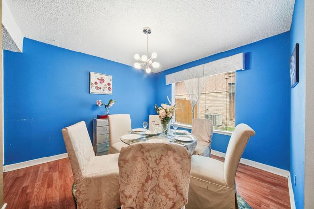 7642 Candlegreen Lane, Houston, TX 77071