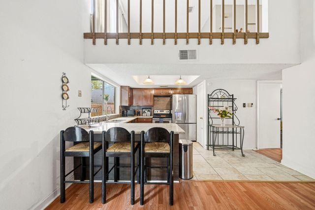 7642 Candlegreen Lane, Houston, TX 77071