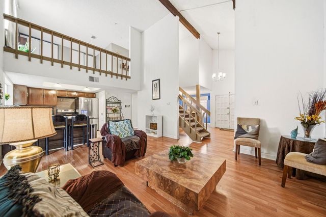 7642 Candlegreen Lane, Houston, TX 77071