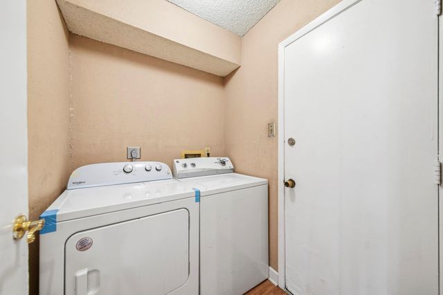 7642 Candlegreen Lane, Houston, TX 77071