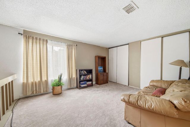 7642 Candlegreen Lane, Houston, TX 77071