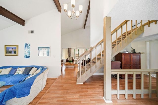 7642 Candlegreen Lane, Houston, TX 77071