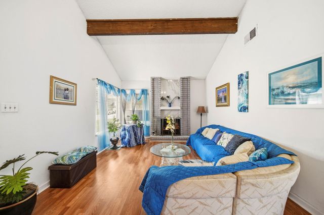 7642 Candlegreen Lane, Houston, TX 77071