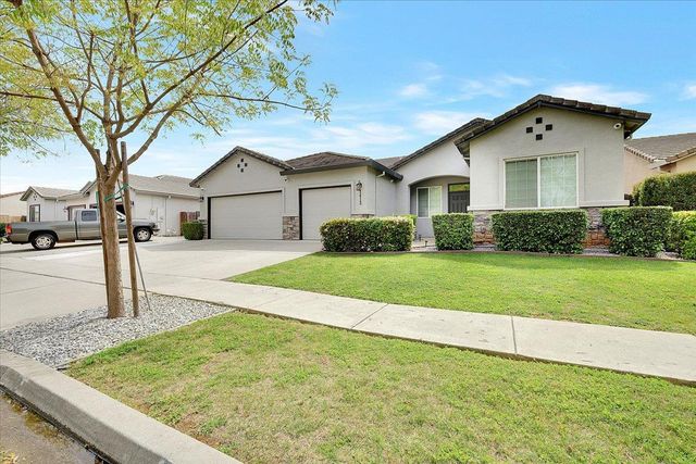 1412 Butte Bend Ln, Yuba City, CA 95993