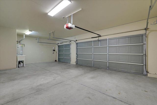 1412 Butte Bend Ln, Yuba City, CA 95993