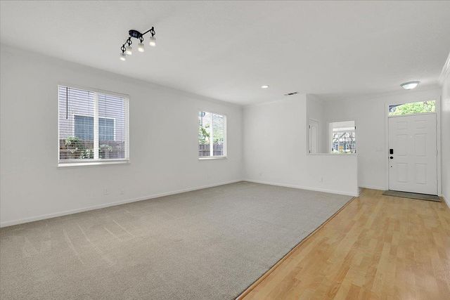 1412 Butte Bend Ln, Yuba City, CA 95993