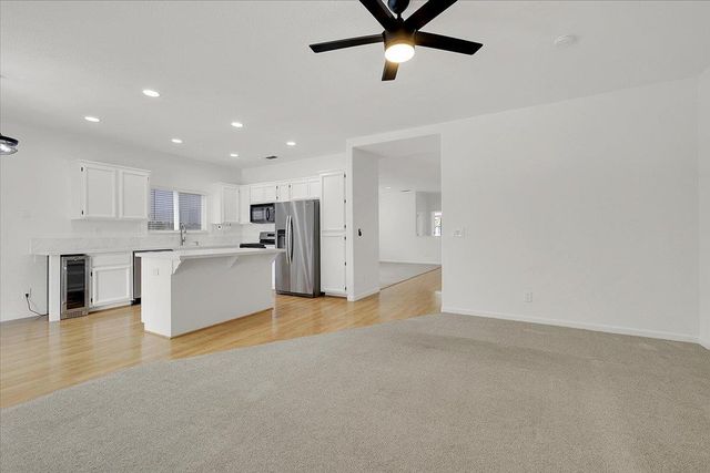 1412 Butte Bend Ln, Yuba City, CA 95993