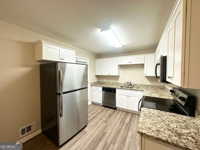 1519 Pine Glen Circle, Decatur, GA 30035