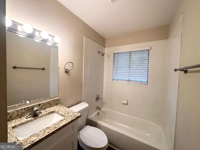 1519 Pine Glen Circle, Decatur, GA 30035