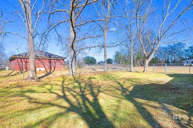 83 Fincher Lane, Loxley, AL 36551