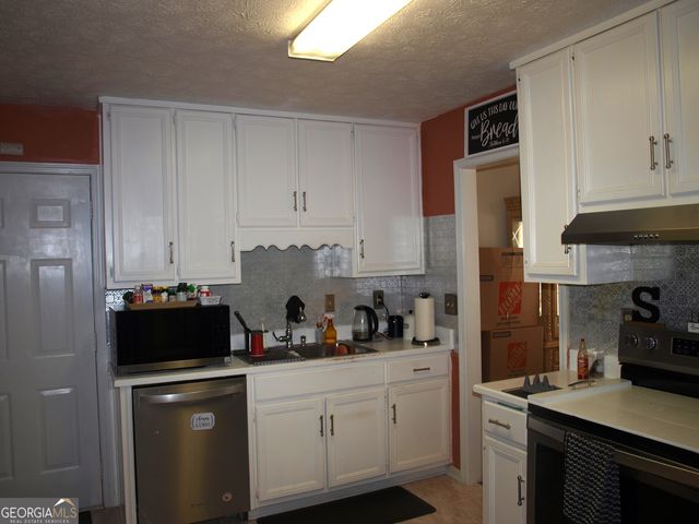 3738 Windy Hill Drive SE, Conyers, GA 30013