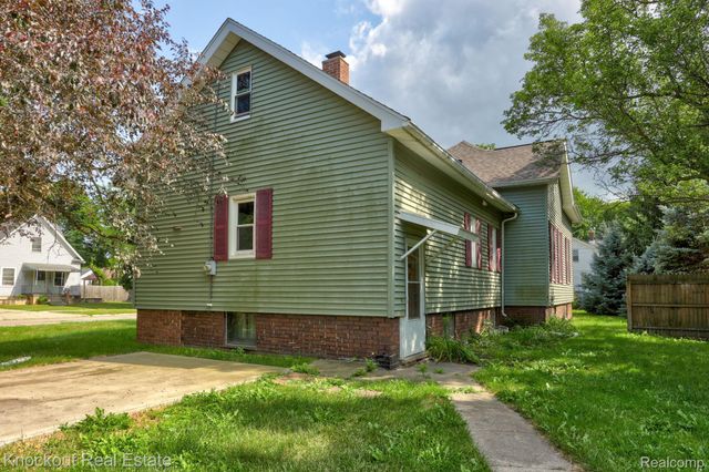 2502 Stobbe Street, Saginaw, MI 48602