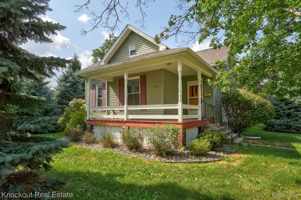 2502 Stobbe Street, Saginaw, MI 48602