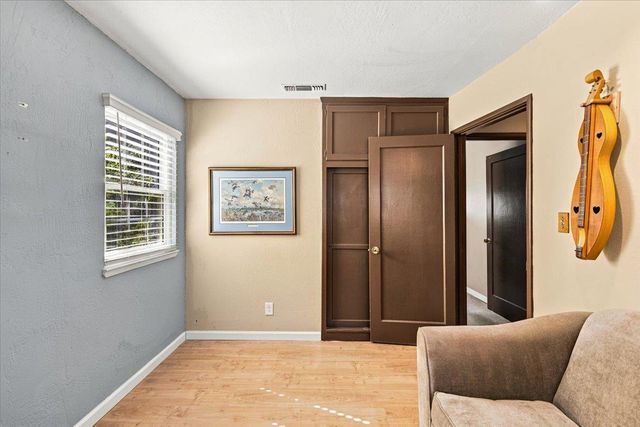 1333 sebastian Way, Sacramento, CA 95864