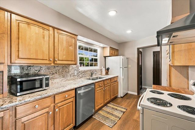 1333 sebastian Way, Sacramento, CA 95864