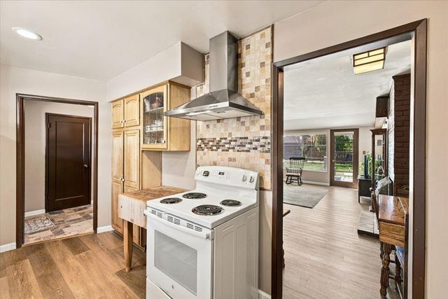 1333 sebastian Way, Sacramento, CA 95864