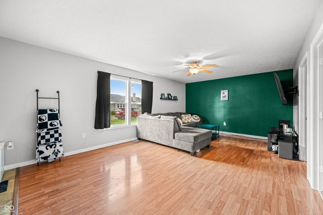 661 Smith Street, Columbus, IN 47201