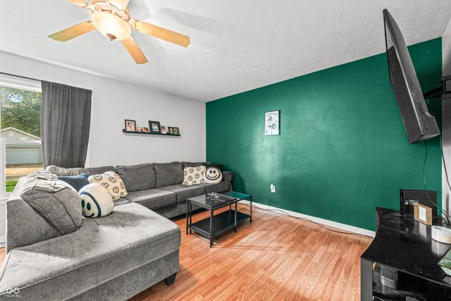 661 Smith Street, Columbus, IN 47201