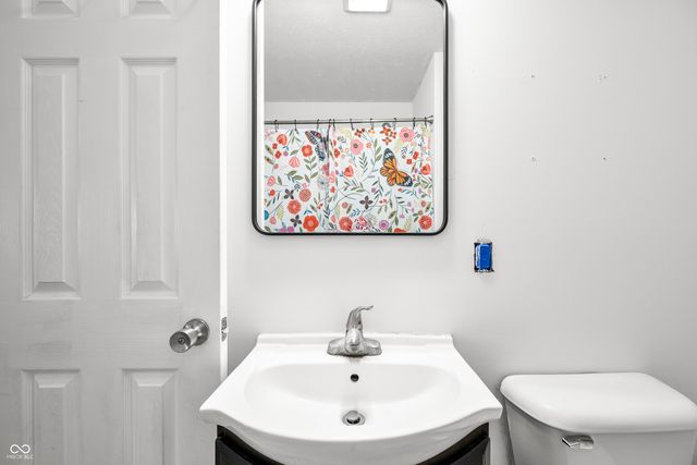 661 Smith Street, Columbus, IN 47201