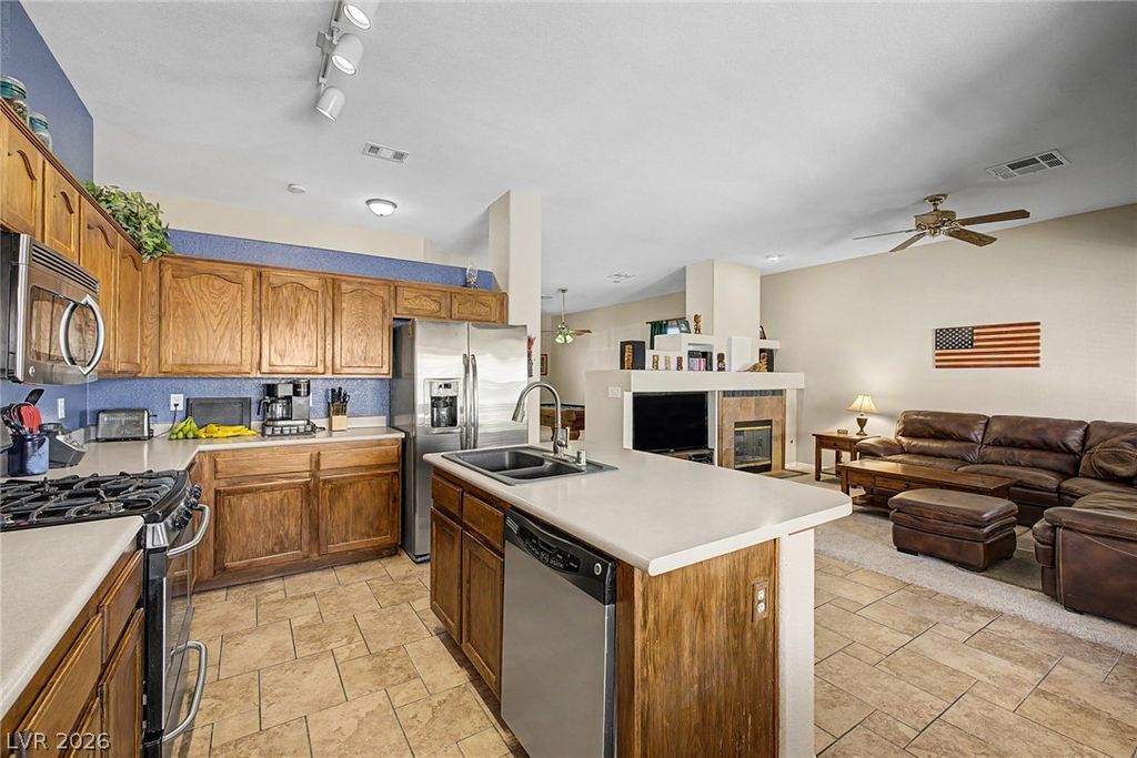 1104 Deshields Avenue, Las Vegas, NV 89123 — photo 3