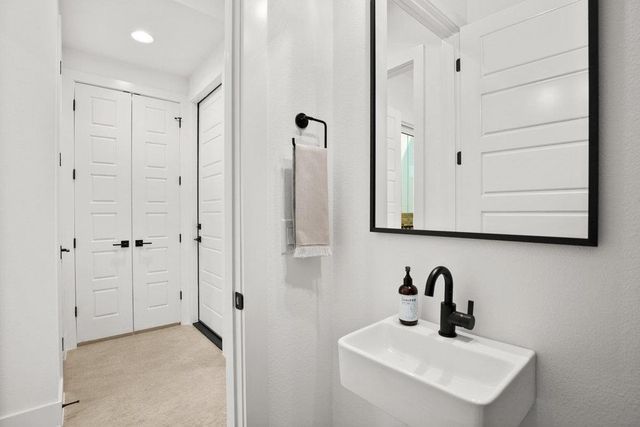 3100 S 5th ST 1, Austin, TX 78704