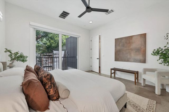 3100 S 5th ST 1, Austin, TX 78704