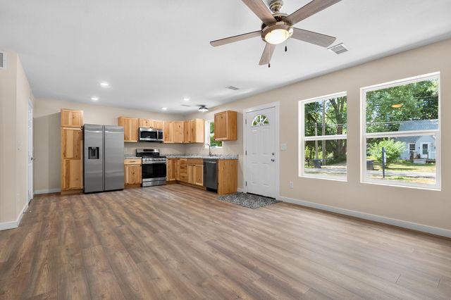 657 Azuba Avenue, Comstock Twp, MI 49048