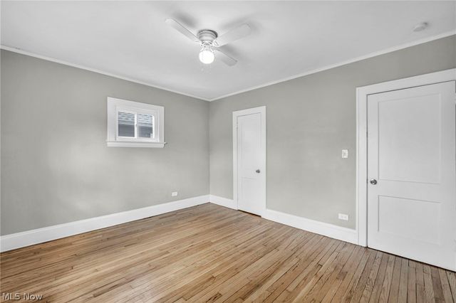 921 Helmsdale Road, Cleveland Heights, OH 44112