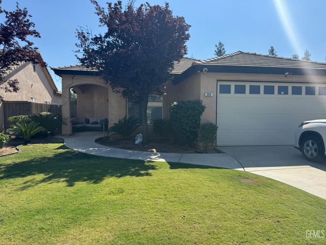 609 Shady Meadow Court, Bakersfield, CA 93308