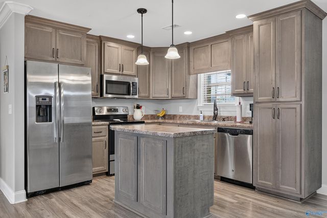26437 Sydney Drive, Elkmont, AL 35620