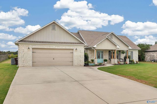 26437 Sydney Drive, Elkmont, AL 35620