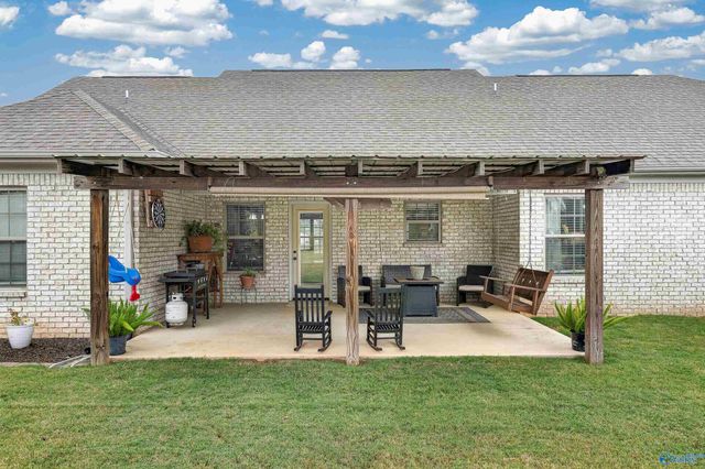 26437 Sydney Drive, Elkmont, AL 35620