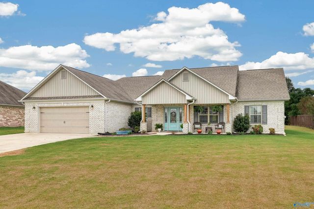 26437 Sydney Drive, Elkmont, AL 35620