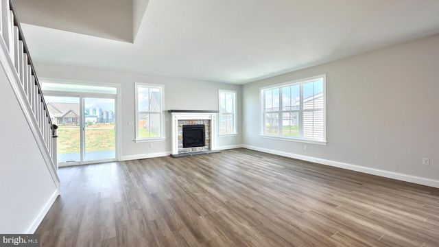 528 WINDING CREEK BLVD, Annville, PA 17003