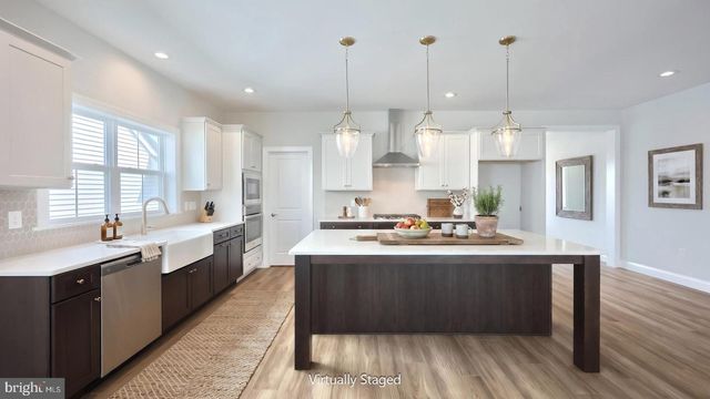528 WINDING CREEK BLVD, Annville, PA 17003