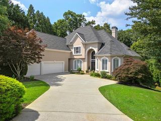 9745 AUTRY FALLS Drive, Alpharetta, GA 30022