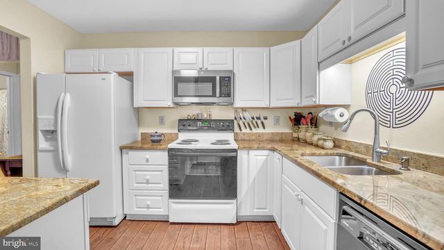 1943 MARCONI CIR, Annapolis, MD 21401