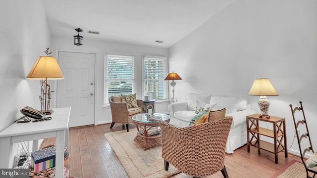 1943 MARCONI CIR, Annapolis, MD 21401