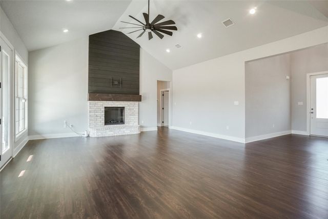 835 County Road 2175, Decatur, TX 76234