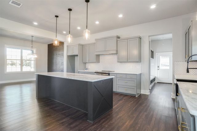 835 County Road 2175, Decatur, TX 76234