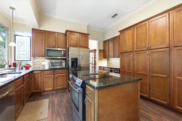 84 CAYMAN ISLES BOULEVARD, Englewood, FL 34223