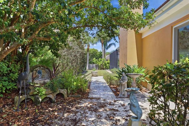 84 CAYMAN ISLES BOULEVARD, Englewood, FL 34223