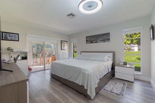 2400 Malayan Dr 94-D, Delray Beach, FL 33445