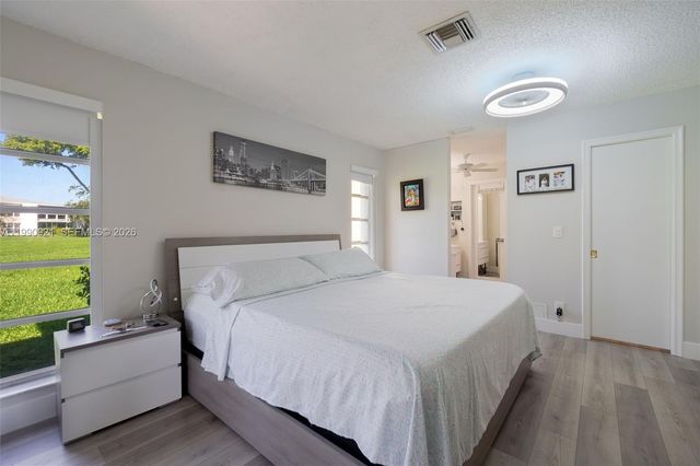 2400 Malayan Dr 94-D, Delray Beach, FL 33445