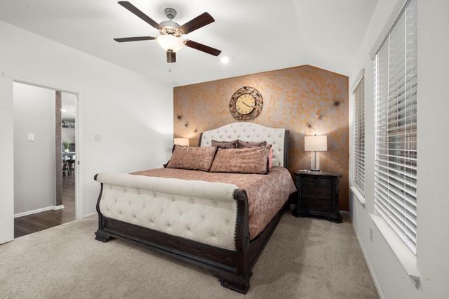 9438 Vicksburg Road, Baytown, TX 77521